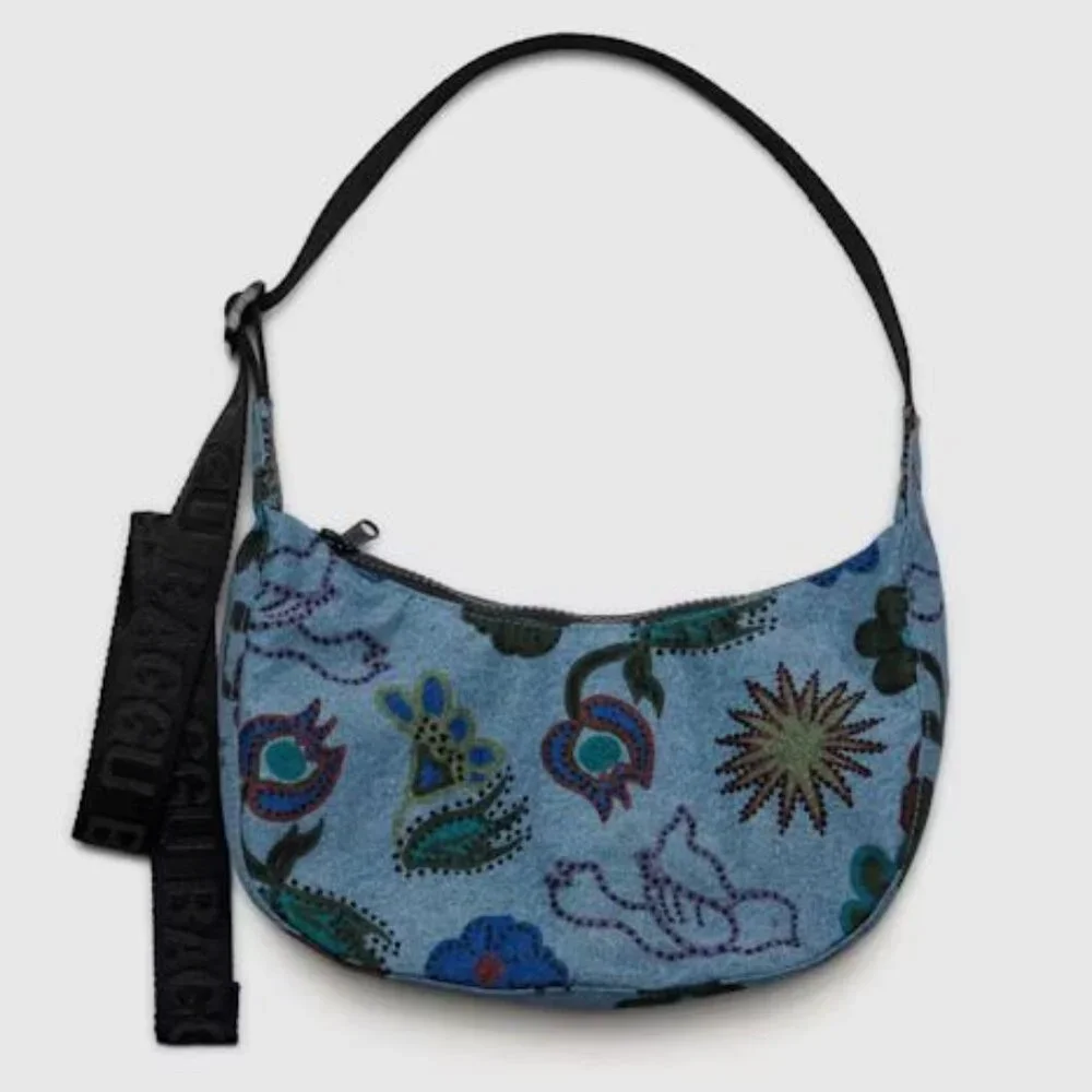 NWT Baggu Small Crescent Bag - Digital Denim Birds - Picture 2 of 3